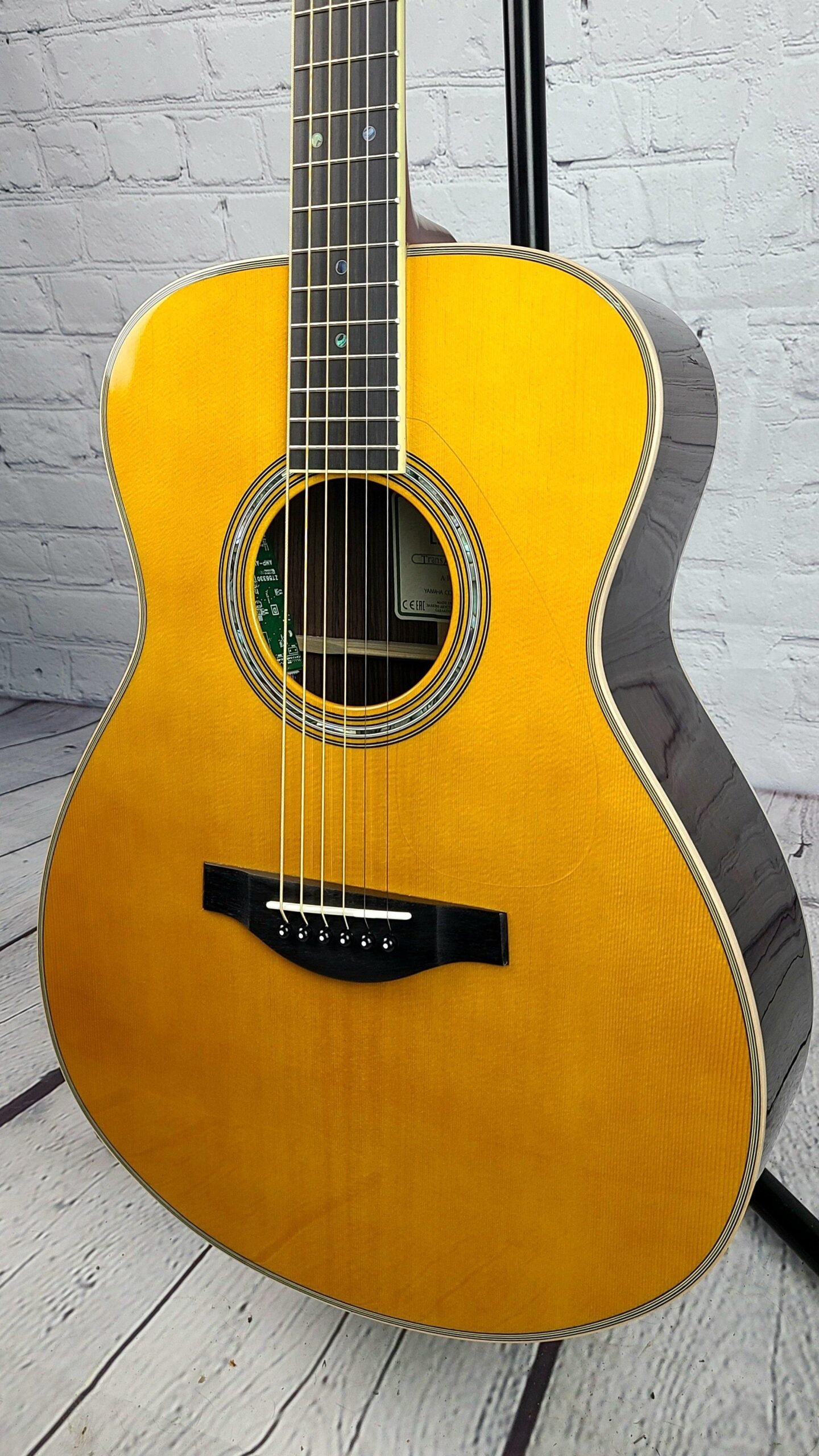 yamaha lsta vt transacoustic concert acoustic guitar vintage tint yamaha lsta vt transacoustic concert acoustic guitar vintage tint