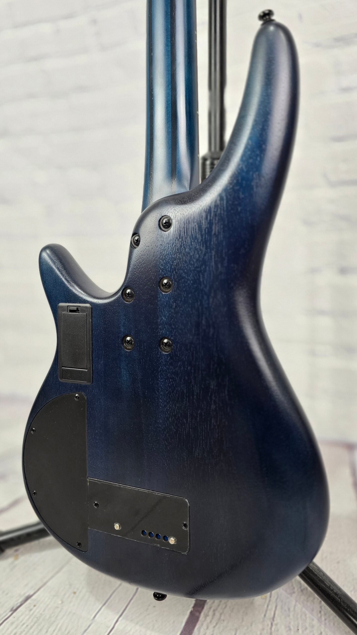 ibanez bass workshop srd900 ctl 4 string bass cosmic blue starburst low gloss ibanez bass workshop srd900 ctl 4 string bass cosmic blue starburst low gloss