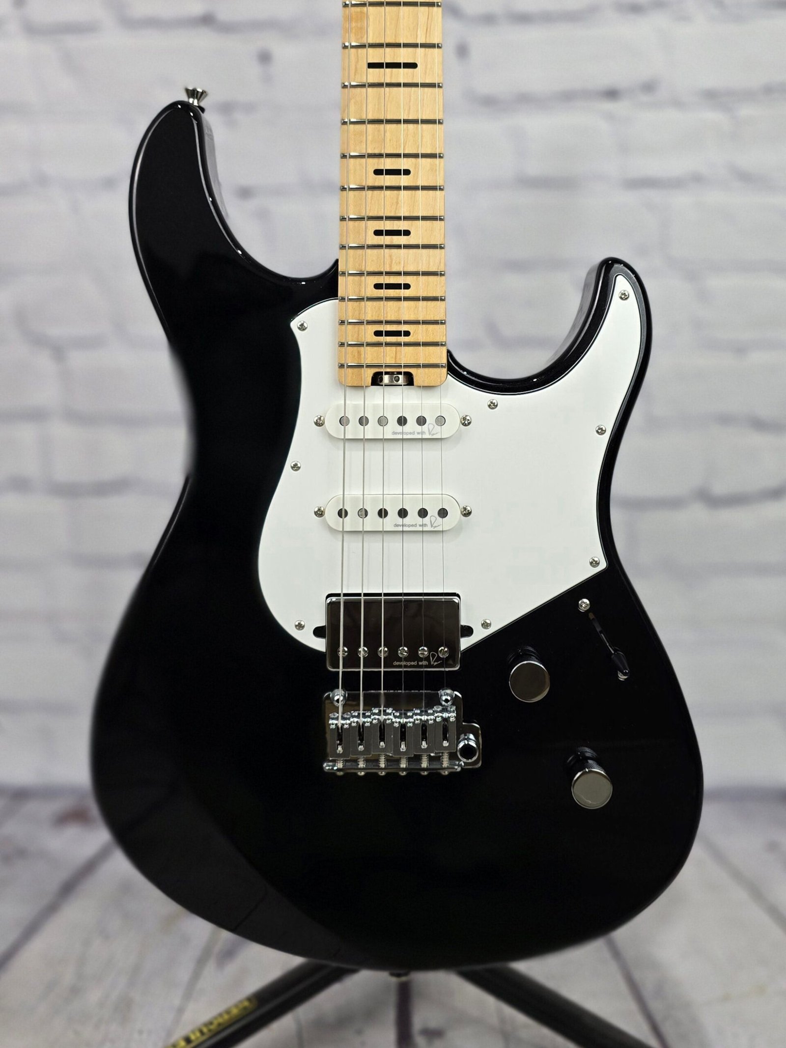 yamaha pacifica professional pacp12m bm 6 string electric guitar black metallic maple yamaha pacifica professional pacp12m bm 6 string electric guitar black metallic maple