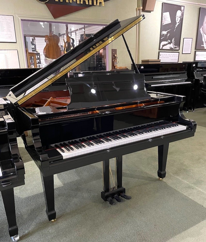 pearl river 4'10" gp148 grand piano | polished ebony | new pearl river 4'10" gp148 grand piano | polished ebony | new